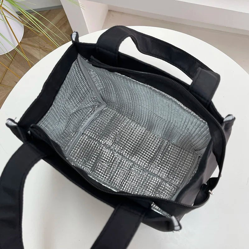 Insulated lunch tote bag