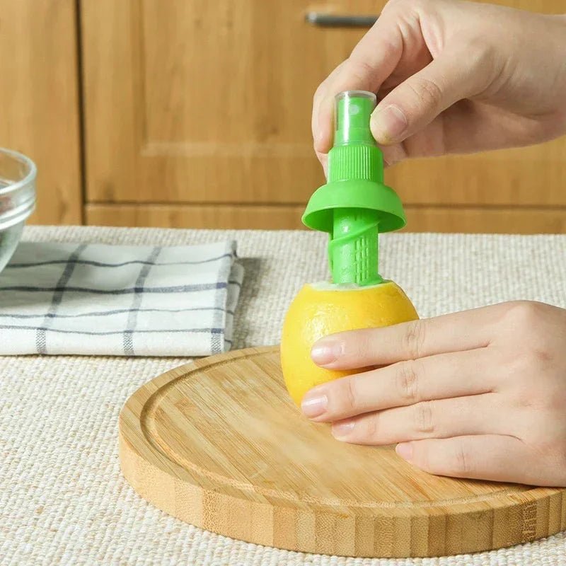 Squeeze less, spray more! This citrus fruit sprayer makes cooking fresh and easy