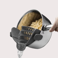 Adjustable Silicone Clip-On Strainer for Pots | Easy Draining & Spill-Free Cooking
